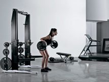 Силовая стойка со скамьей TECHNOGYM Power Personal Excellence с набором грифов, дисков и аксессуарами (алюминий)